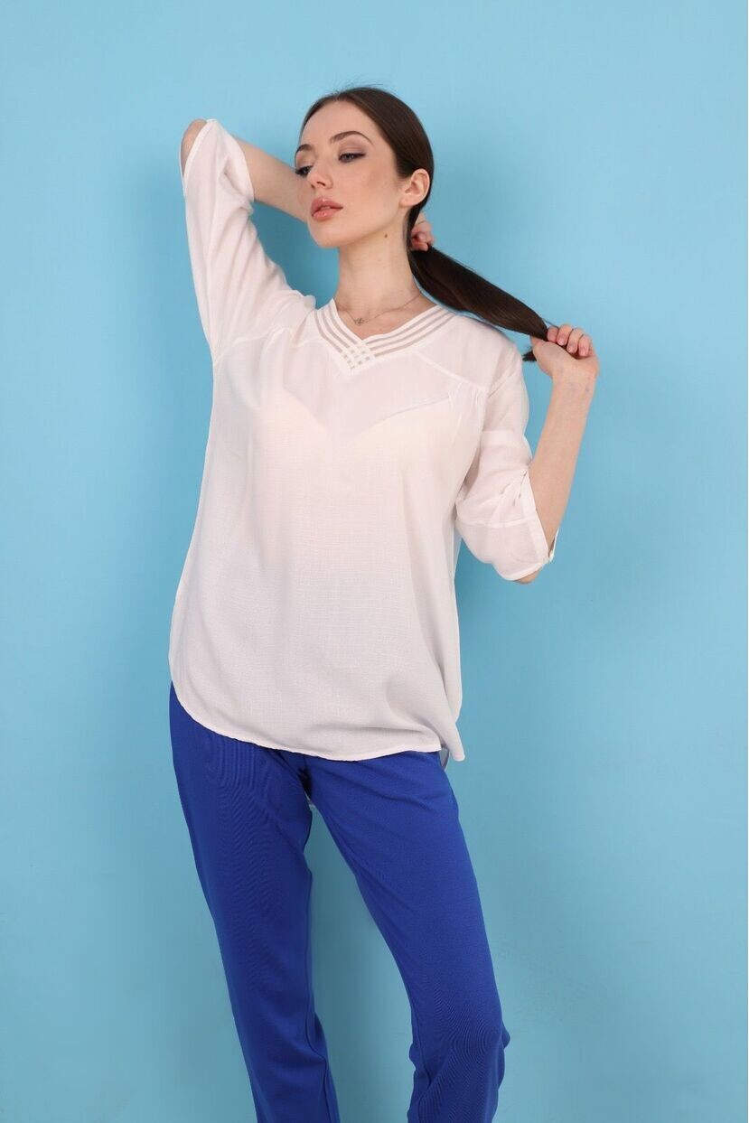 V Yaka Sim Detaylı Bluz