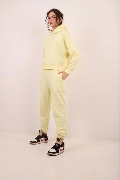 ALT ÜST EŞOFMAN TAKIMI