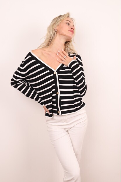 ÇİZGİLİ TRİKO HIRKA