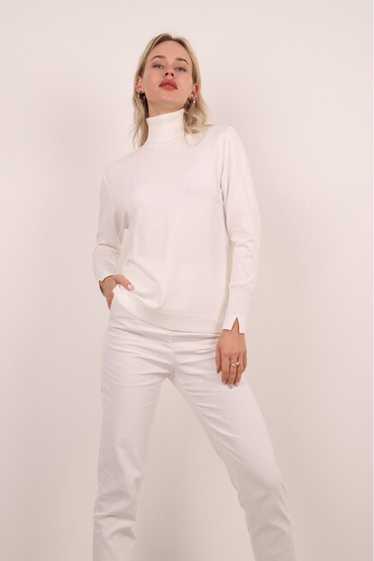 DİK YAKA BASIC TRİKO KAZAK