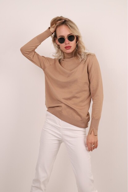 DİK YAKA BASIC TRİKO KAZAK