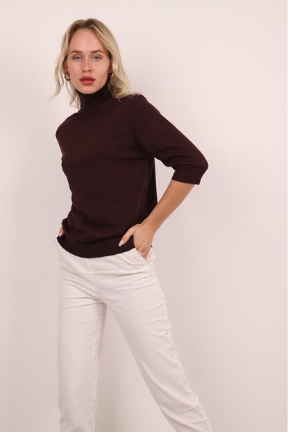 DİK YAKA ÖRGÜ KAZAK