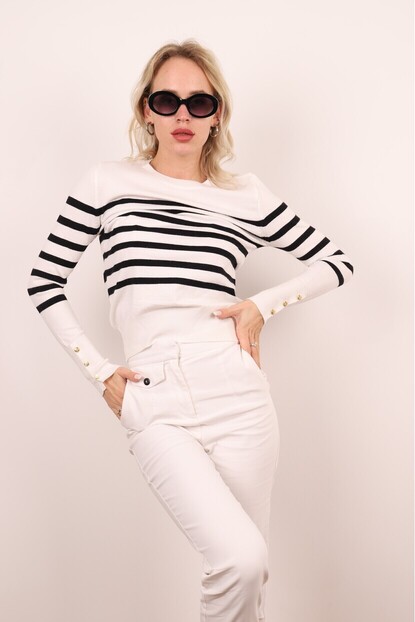 KOL DÜĞMELİ ÇİZGİLİ TRİKO