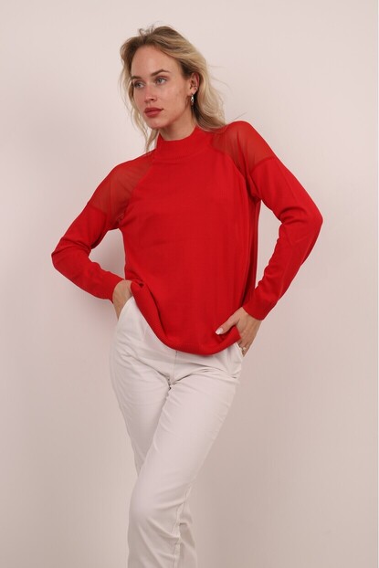 Omuz tül detaylı triko