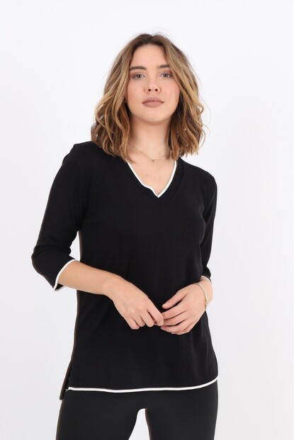 V Yaka Detaylı Triko