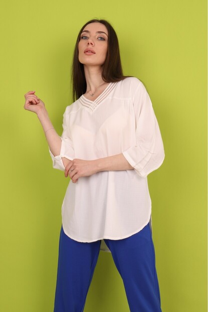 V Yaka Sim Detaylı Bluz