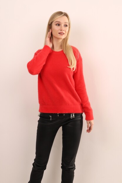 YUMUŞAK DOKULU KAZAK